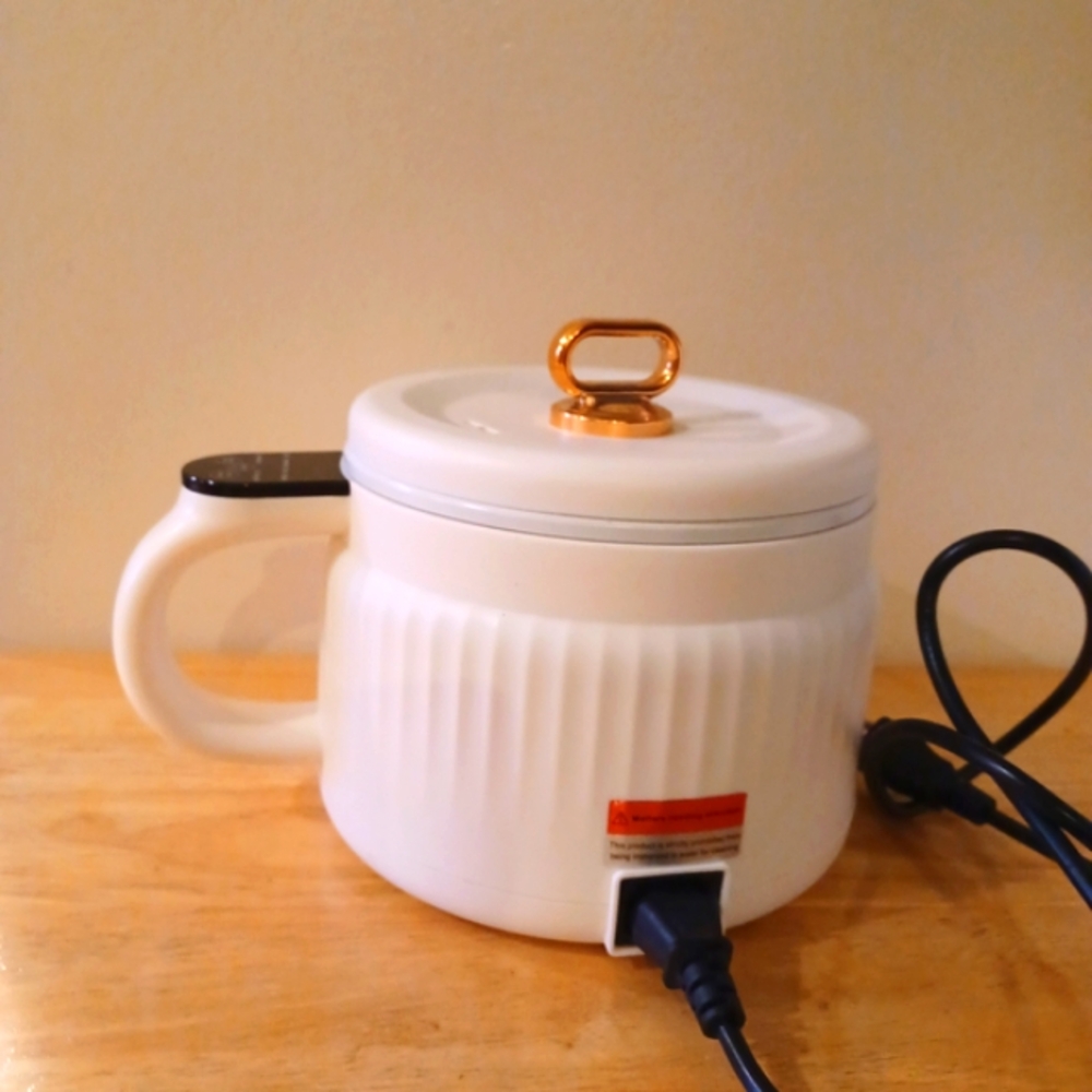 NutriChef 1.6L Multi- Functional Electrc Rice Cooker. - Picture 2 of 11